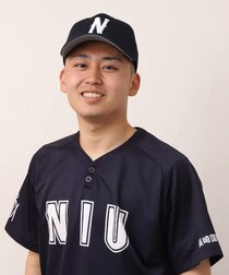 戸次　悠